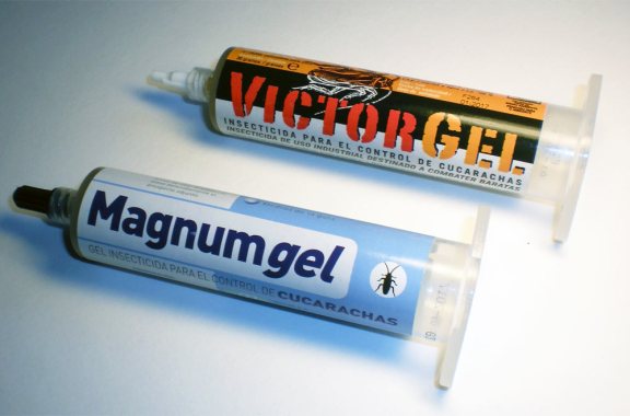 Foto 1. Cartuchos de Victor Gel y de Magnum Gel./ Desinsectador 11-2013
