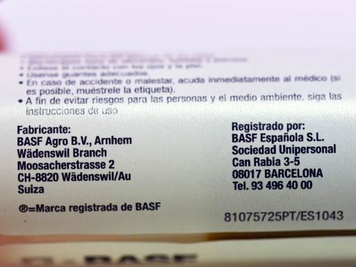 Foto 2. Detalle de un tuvo de gel Goliath./ Desinsectador 12-2013