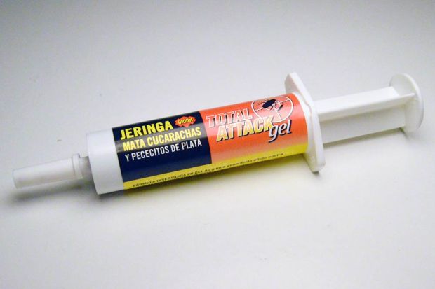 Foto 1. Tubo de Orion Total Atttack Gel./ Desinsectador 01-2014